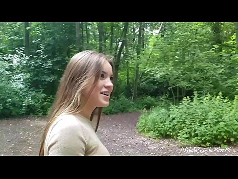 ❤️ Ech hunn dem Evelina virgeschloen datt mir op enger ëffentlecher Plaz fécken! Si sot jo. Dunn hunn ech hatt an den Arsch gefickt an an hirem Mond kum. Dunn huet si sech selwer gepisst. ❤️ Sexvideo bei eis lb.high-pass.ru