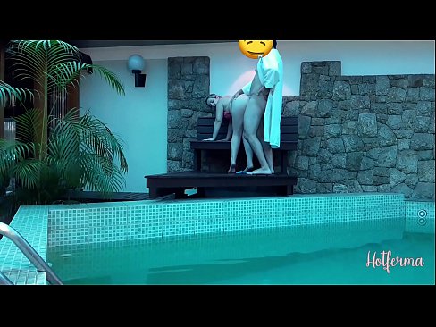 ❤️ Boss invitéiert Déngschtmeedchen an de Pool, mee konnt net engem waarm widderstoen ❤️ Sexvideo bei eis lb.high-pass.ru